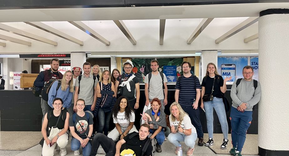 Deep South 34 Deep South 34